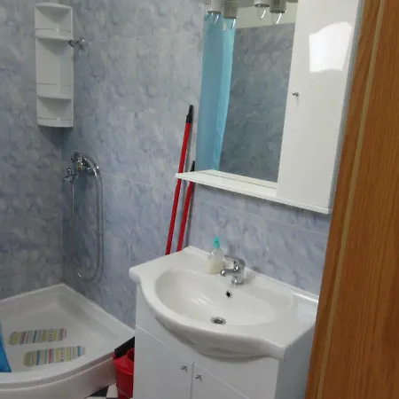 Ana Lägenhet Sreser