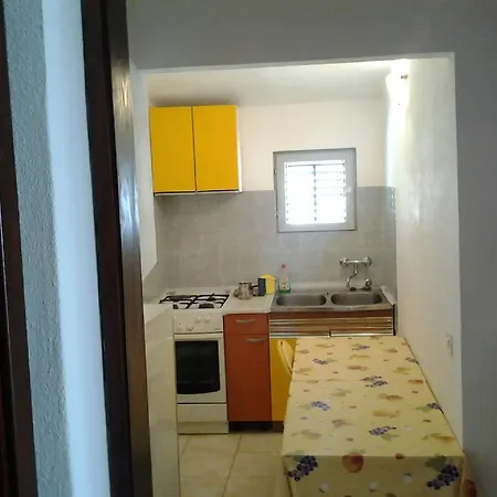 Apartment Ana *