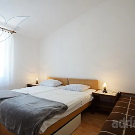 Ana Apartment *